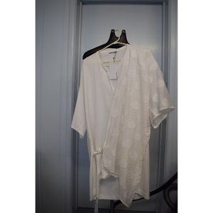 Zara White Polka dot tee dress with side Ribbon